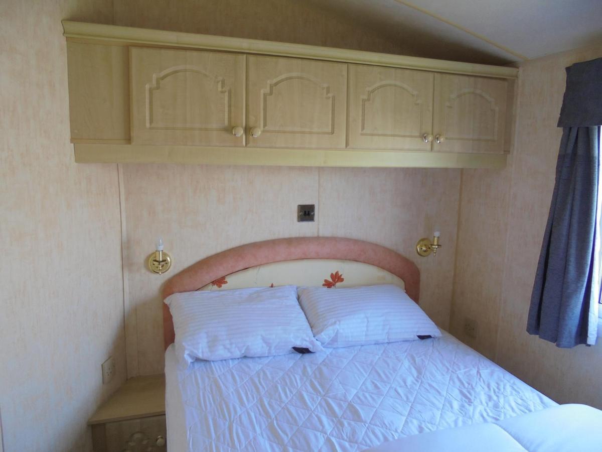 Waterside: Waterside Salisbury:- 6 Berth Large Wrap Around Veranda Ingoldmells Extérieur photo
