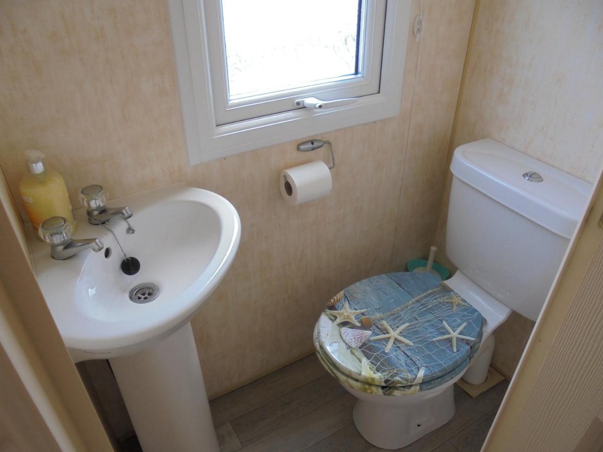 Waterside: Waterside Salisbury:- 6 Berth Large Wrap Around Veranda Ingoldmells Extérieur photo