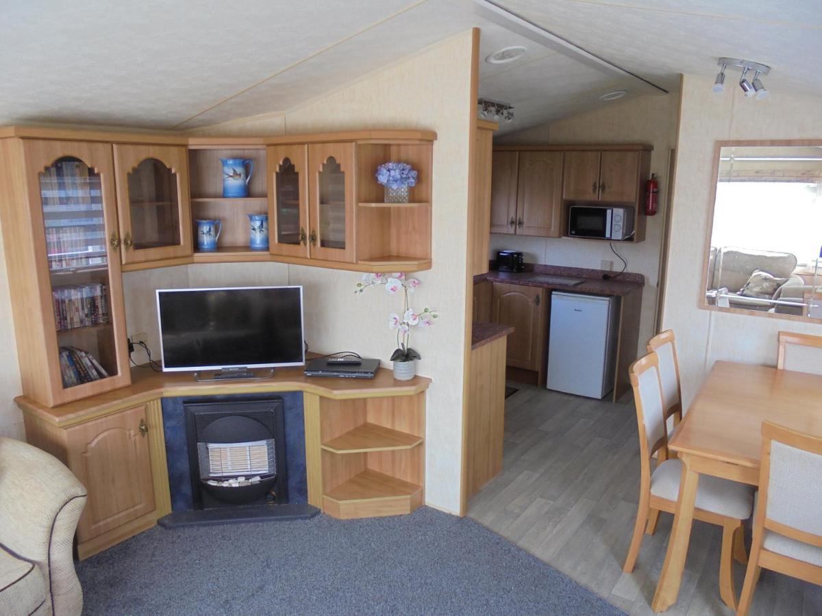 Waterside: Waterside Salisbury:- 6 Berth Large Wrap Around Veranda Ingoldmells Extérieur photo