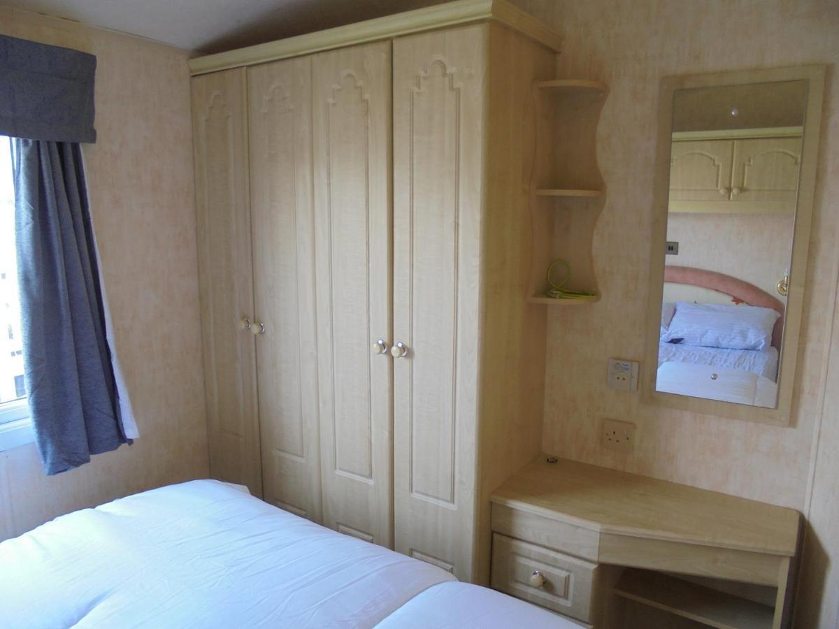 Waterside: Waterside Salisbury:- 6 Berth Large Wrap Around Veranda Ingoldmells Extérieur photo