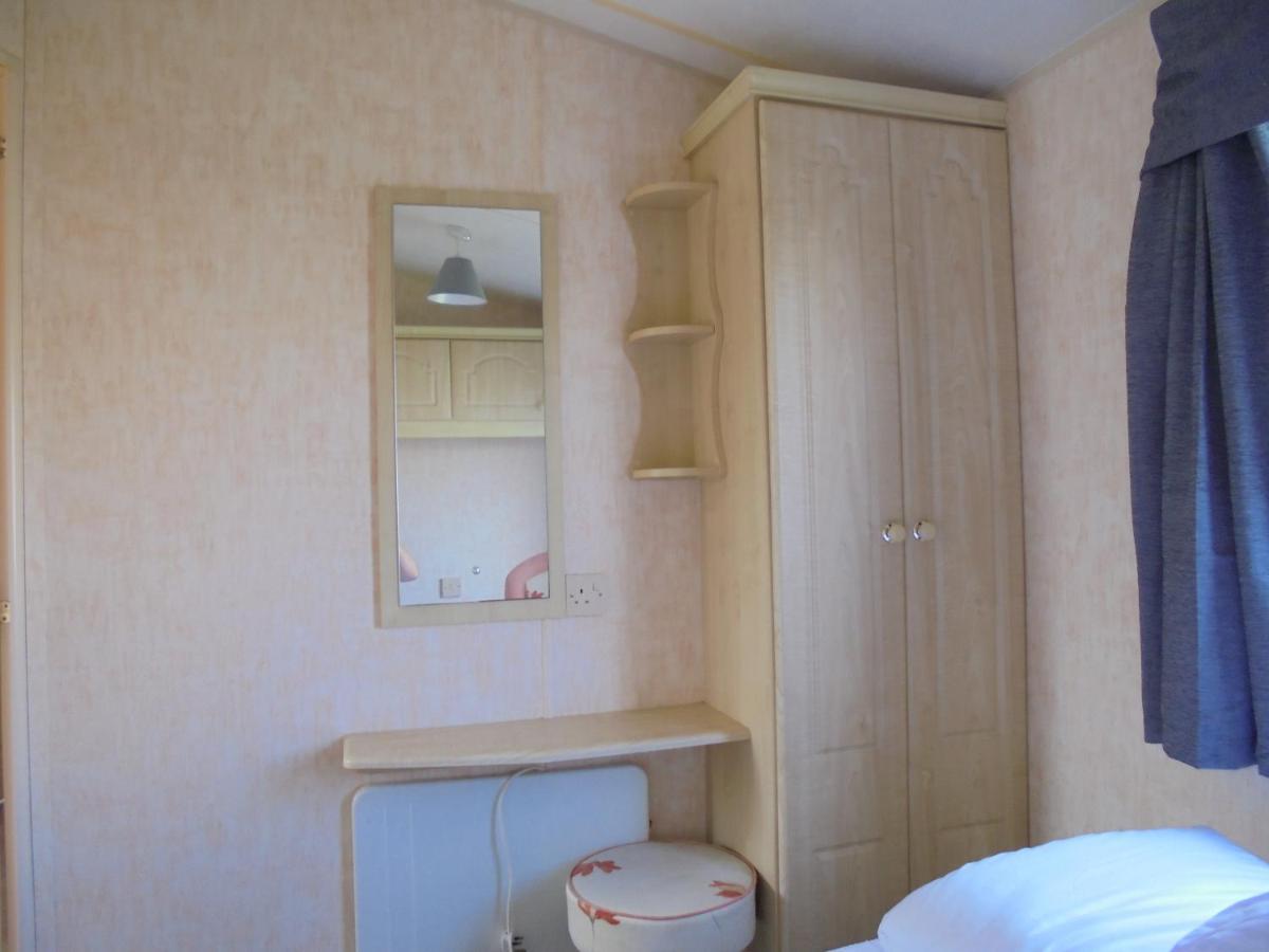 Waterside: Waterside Salisbury:- 6 Berth Large Wrap Around Veranda Ingoldmells Extérieur photo