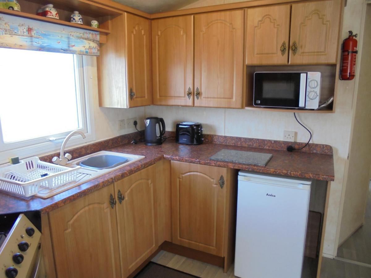 Waterside: Waterside Salisbury:- 6 Berth Large Wrap Around Veranda Ingoldmells Extérieur photo