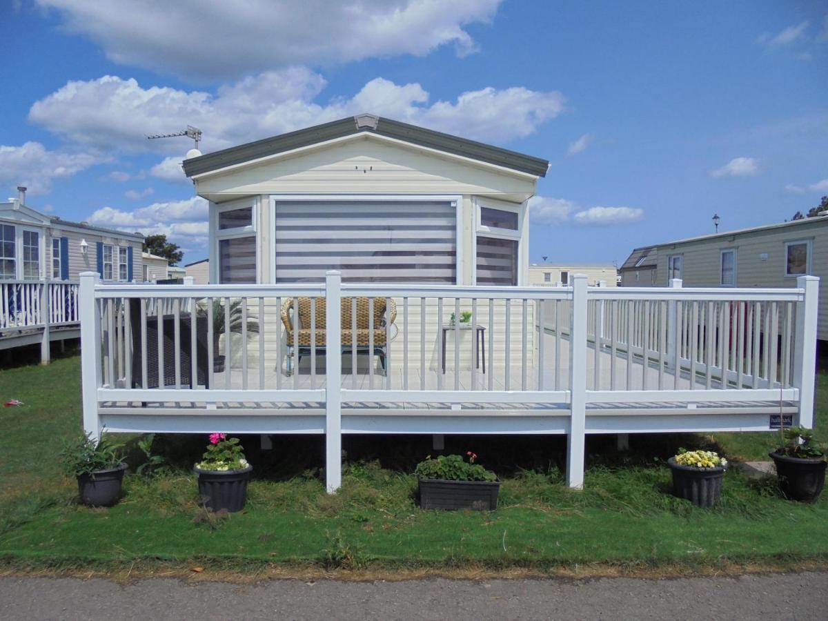 Waterside: Waterside Salisbury:- 6 Berth Large Wrap Around Veranda Ingoldmells Extérieur photo